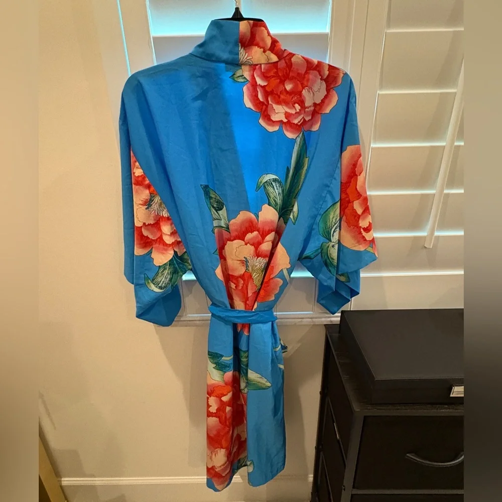 Natori Robe Nova Blue Floral Robe Size Small